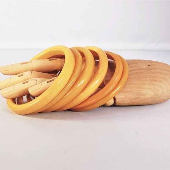 Vintage Bakelite Bangle Bracelet Set #2 - Picture 5 of 6